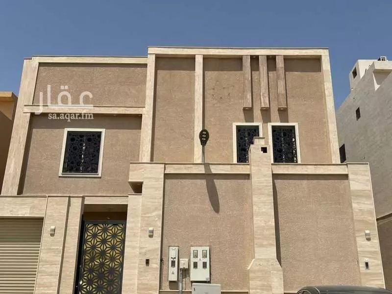 5 bedroom villa in Al Aridh 3