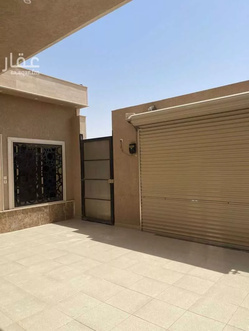 5 bedroom villa in Al Aridh 5