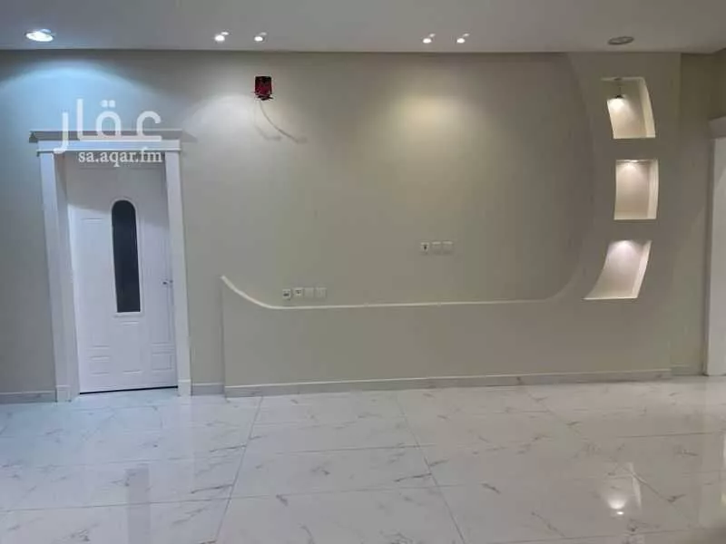 5 bedroom villa in Al Aridh 6