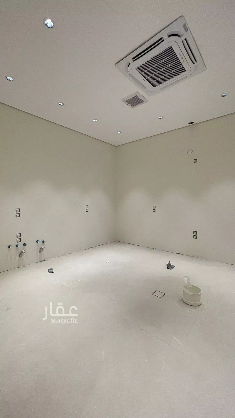 6 bedroom villa in Al Mahdiyyah 9