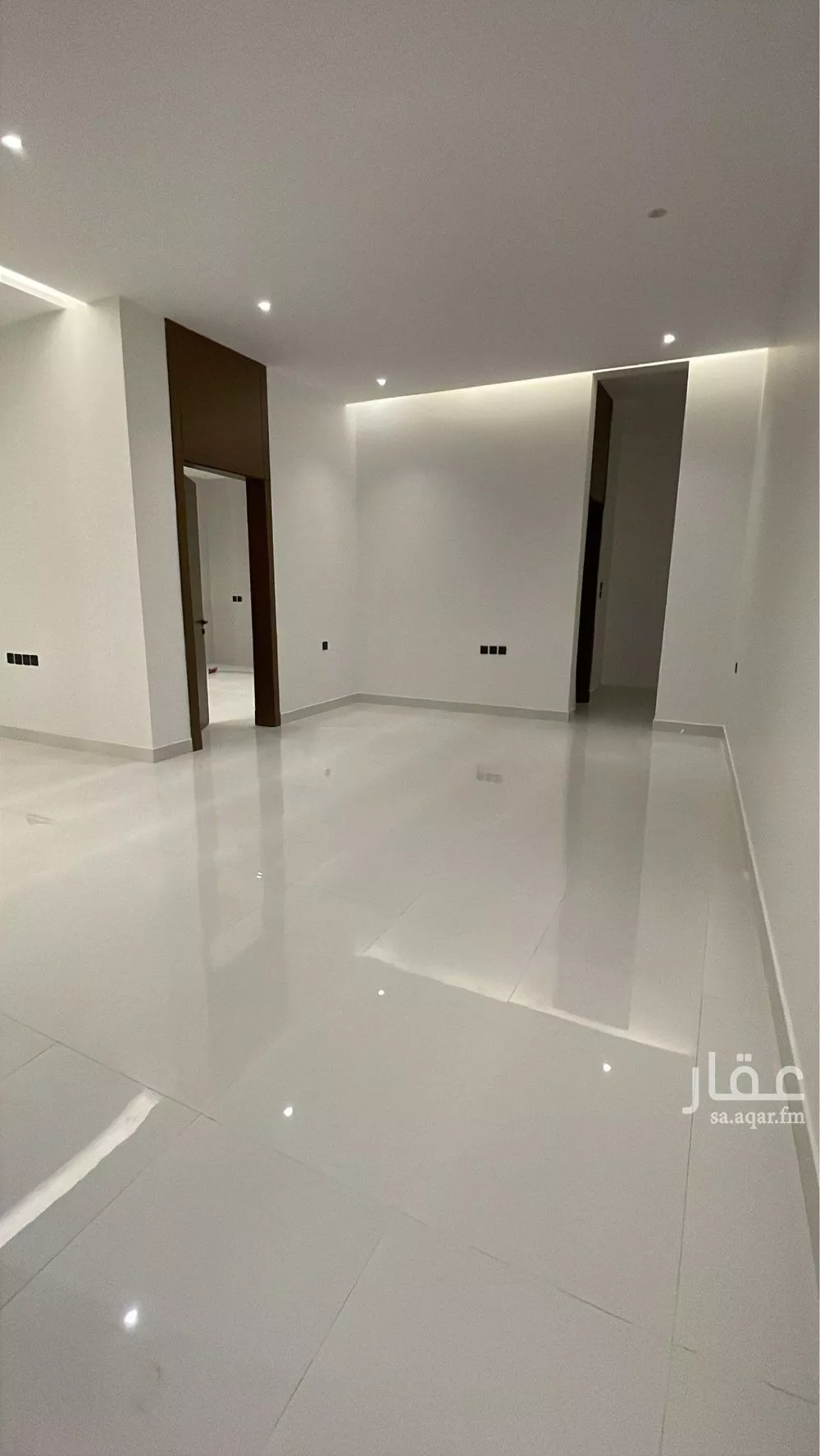فيلا 6 غرف في المهدية 10