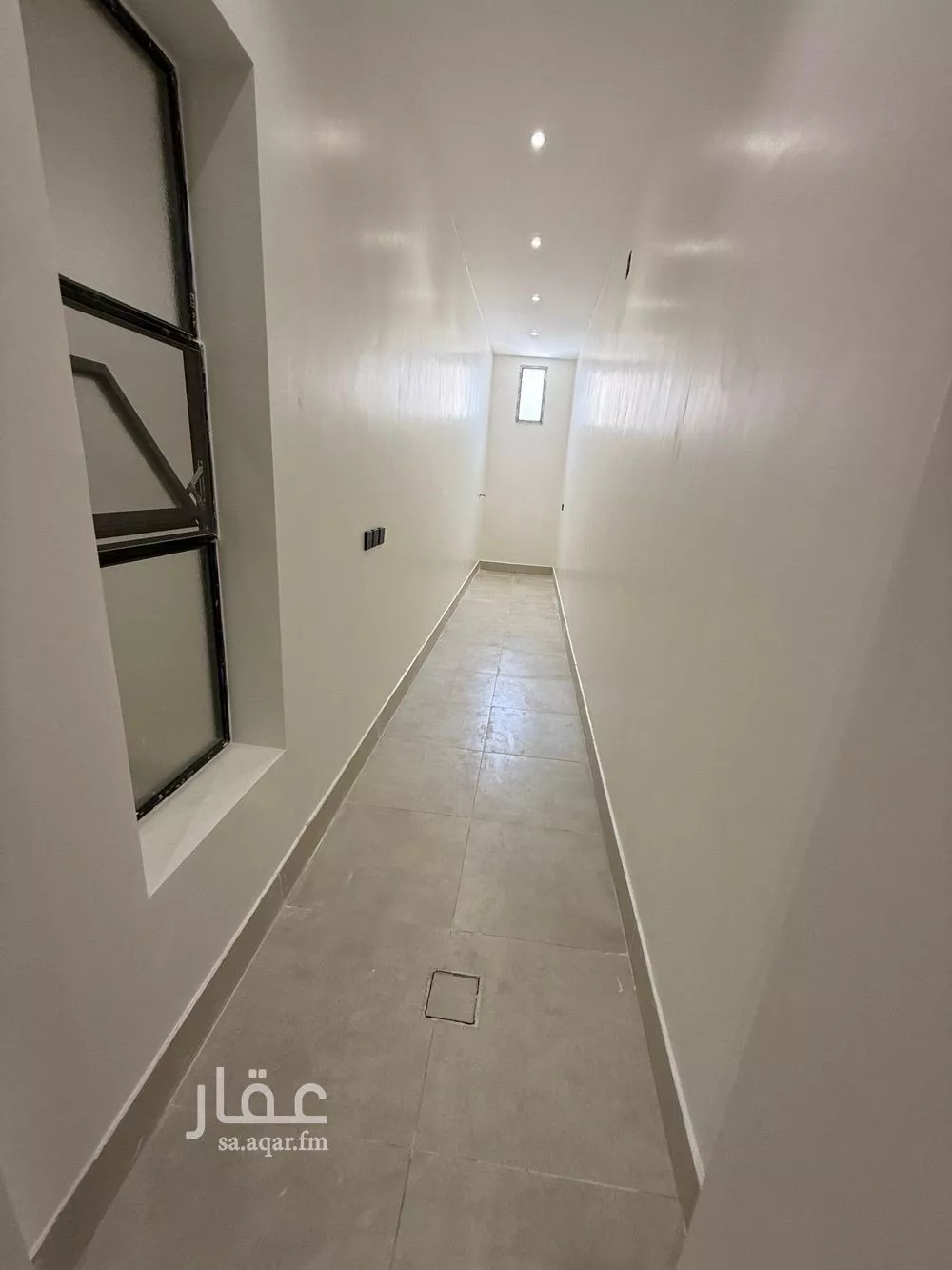 5 bedroom villa in Al Yarmouk 4