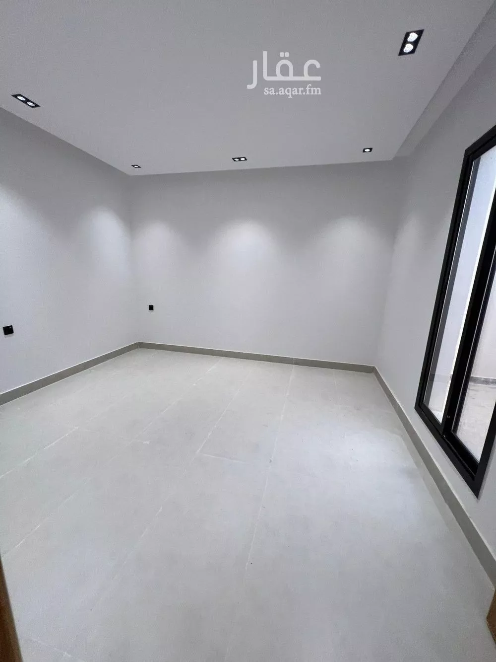 8 bedroom villa in Al Janadriyah 11