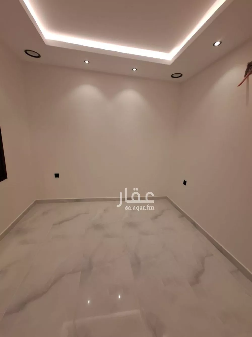 فيلا 5 غرف في ظهرة لبن 18