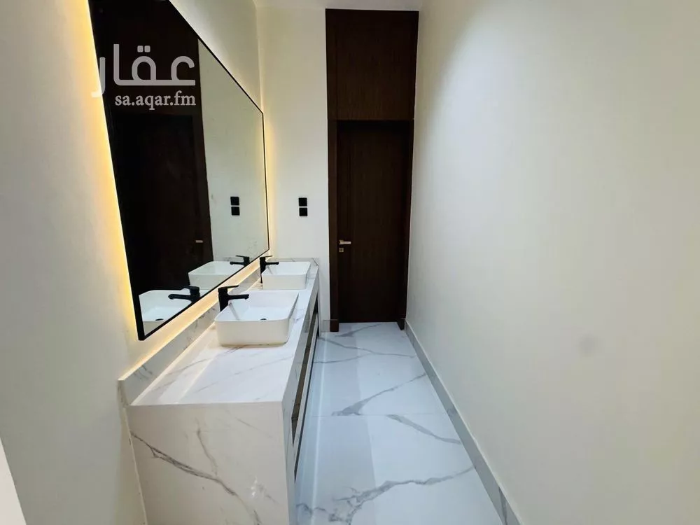 فيلا 4 غرف في النرجس 10