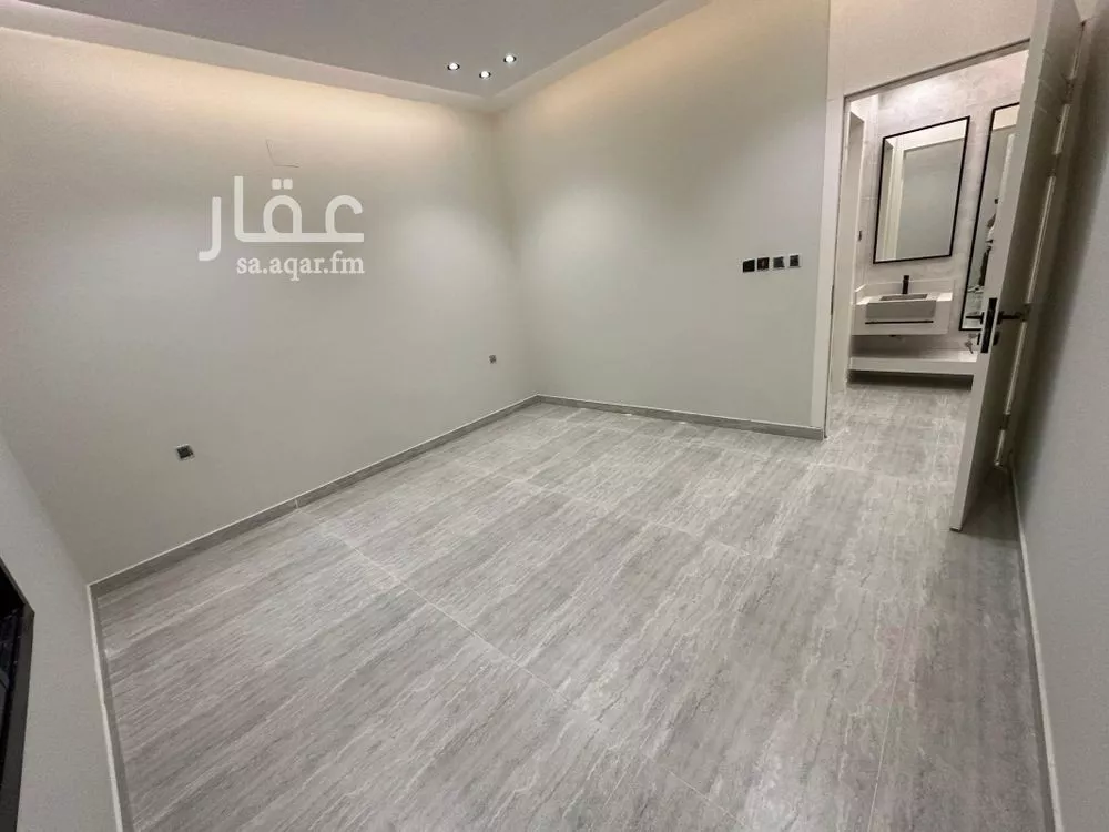 فيلا 7 غرف في بدر 11