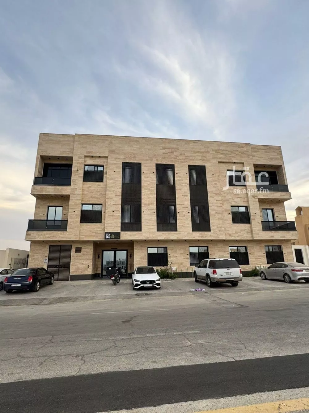 3 bedroom apartment in Dhahrat Laban 16