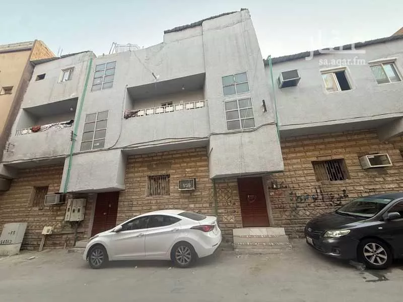 فيلا 9 غرف في منفوحة الجديدة 3