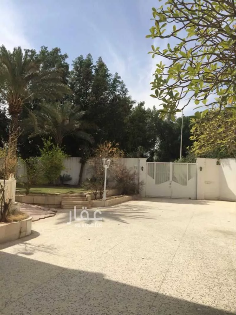 فيلا 10 غرف في ام الحمام الشرقي 3