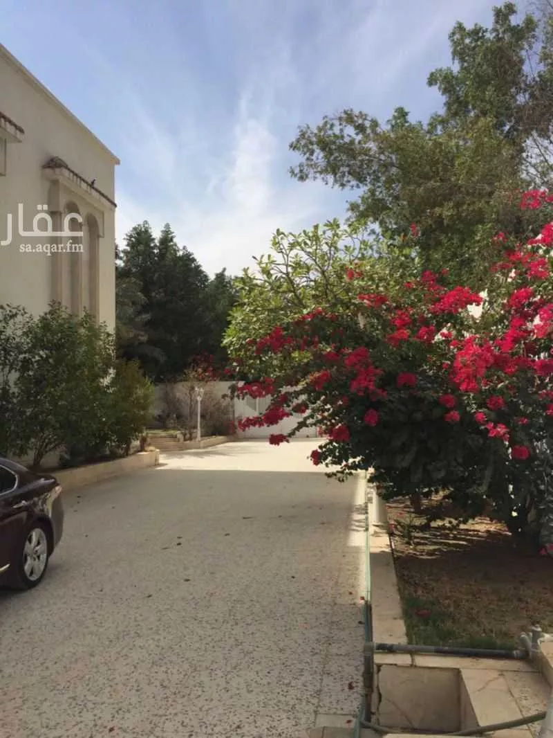 فيلا 10 غرف في ام الحمام الشرقي 5