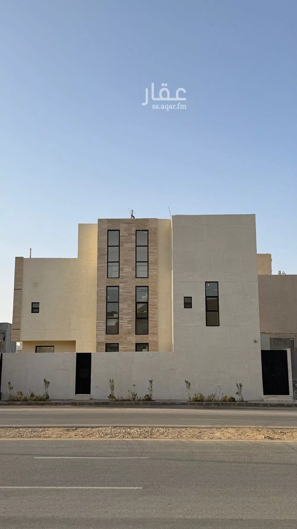 6 bedroom villa in Al Mahdiyyah 3