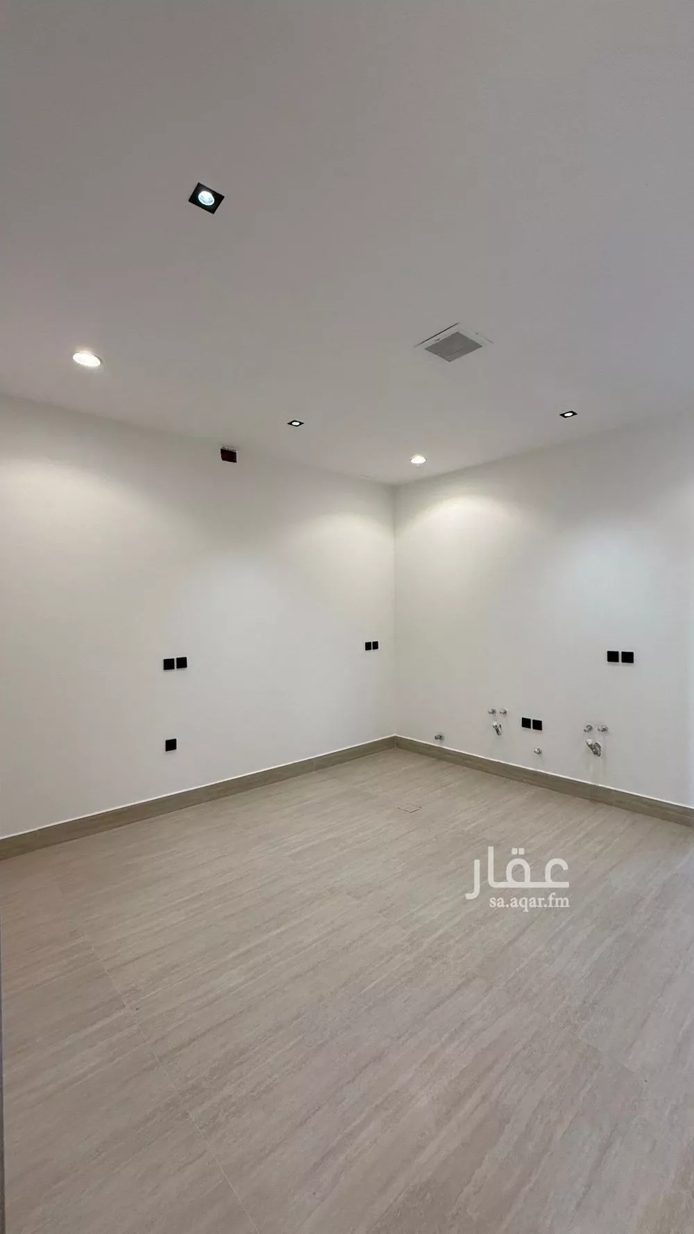 6 bedroom villa in Al Mahdiyyah 9
