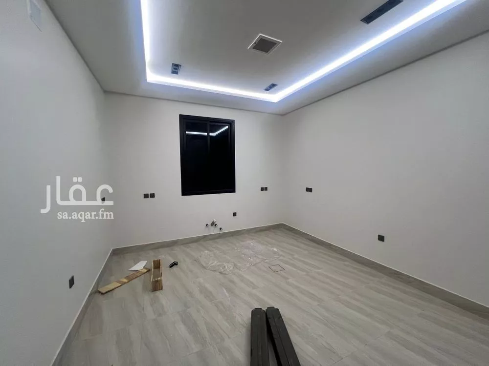 فيلا 5 غرف في الرمال 13