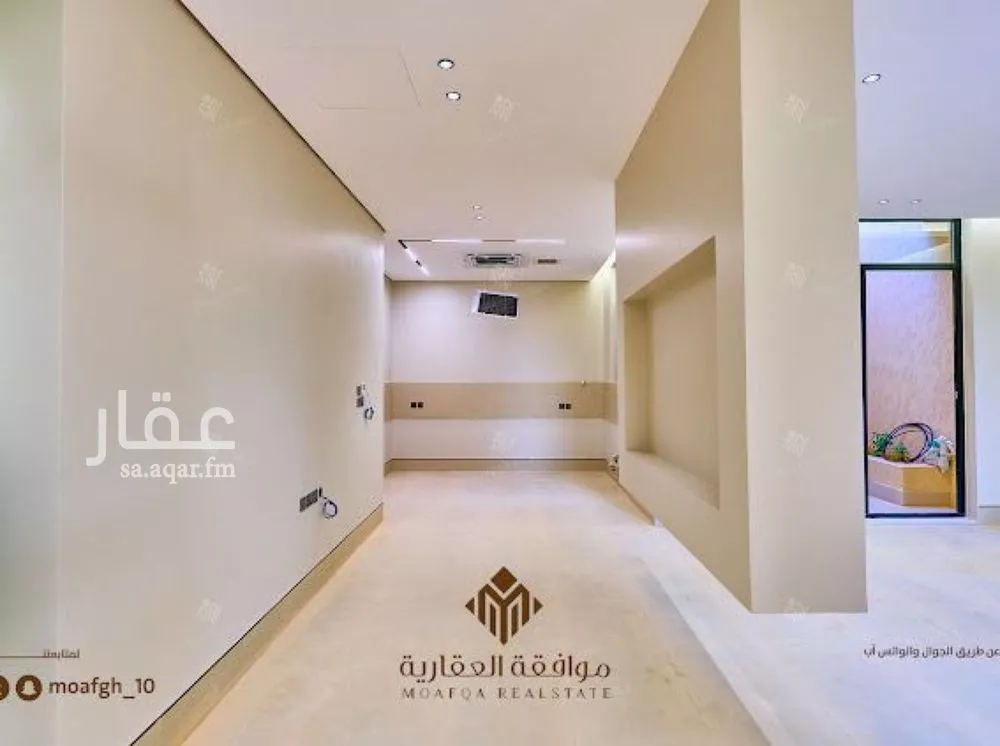5 bedroom villa in Al Mahdiyyah 16