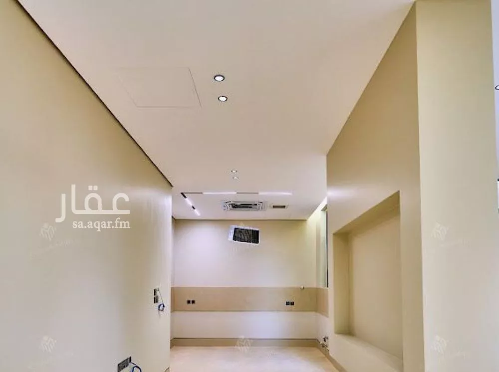 5 bedroom villa in Al Mahdiyyah 17