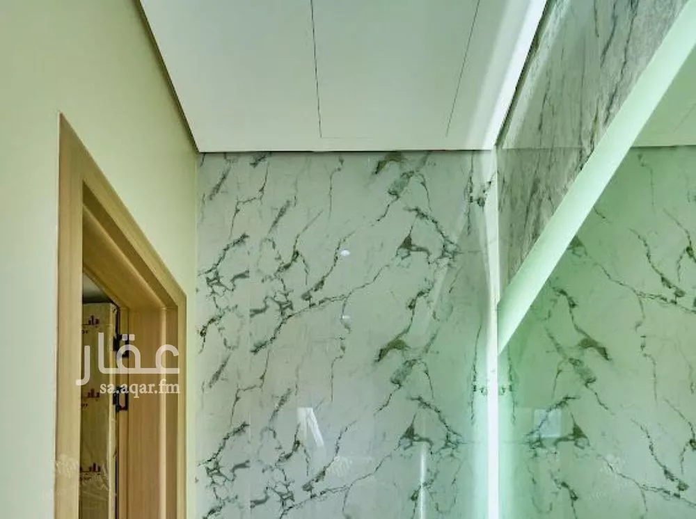 5 bedroom villa in Al Mahdiyyah 18