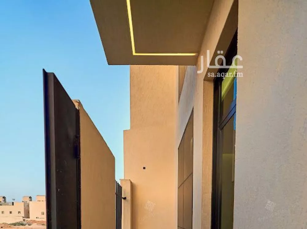 5 bedroom villa in Al Mahdiyyah 3