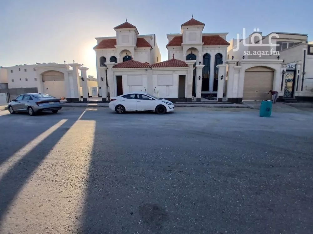 9 bedroom villa in Al Shiraa 3