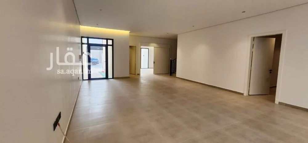 4 bedroom villa in Al Hazm 16