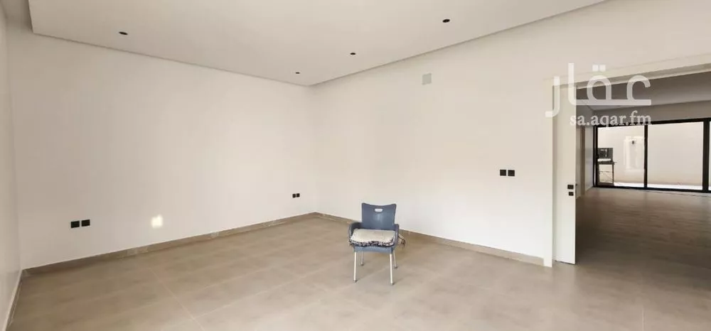 4 bedroom villa in Al Hazm 4