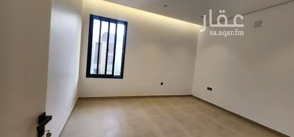 4 bedroom villa in Al Hazm 9