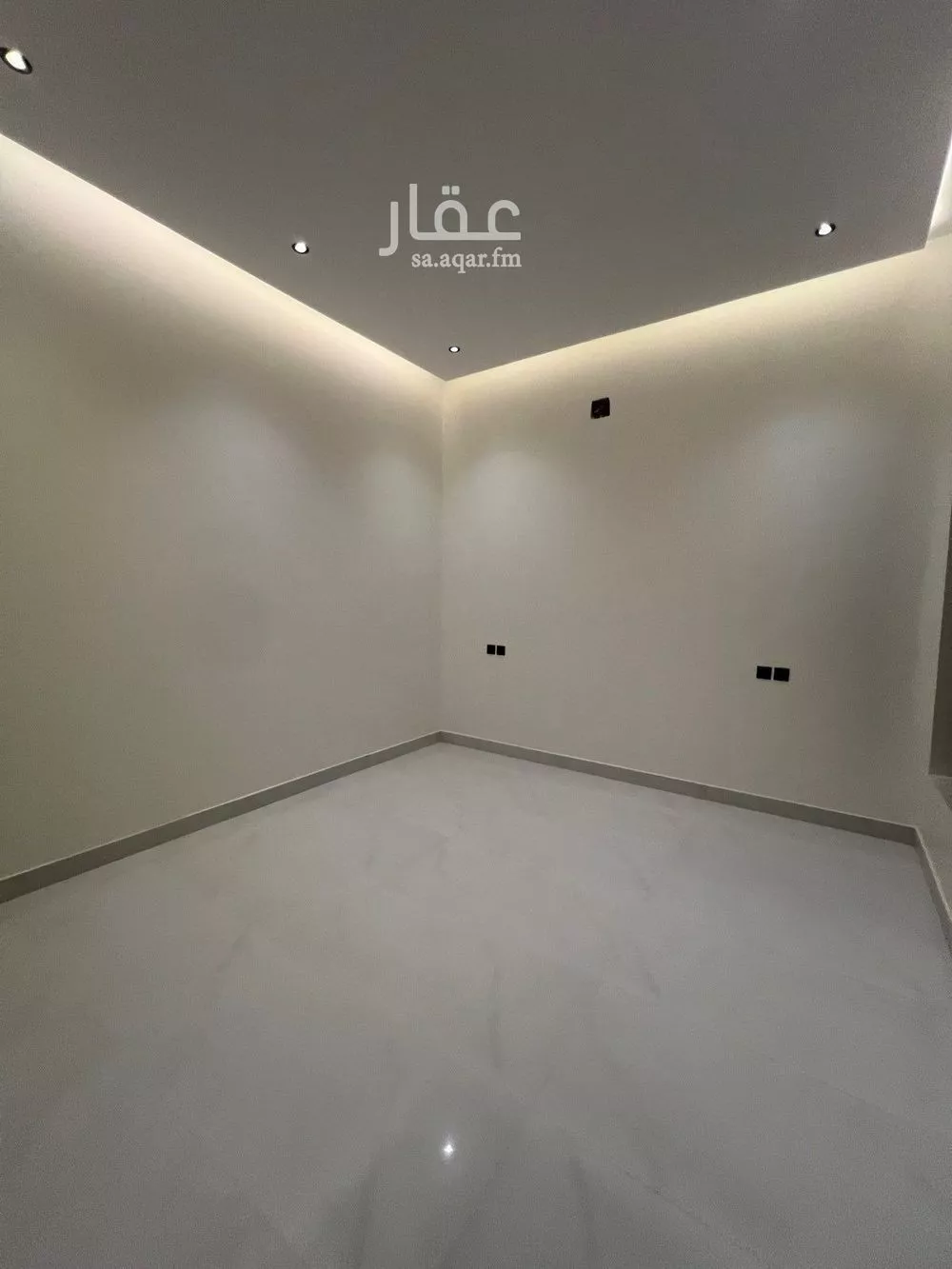 فيلا 6 غرف في المهدية 12