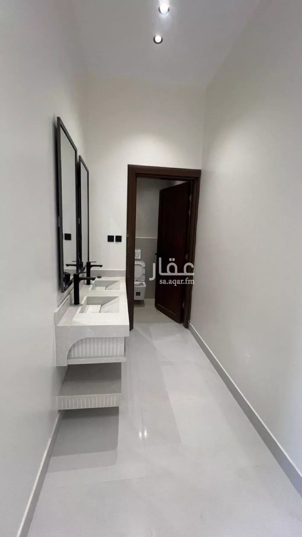 6 bedroom villa in Al Mahdiyyah 8