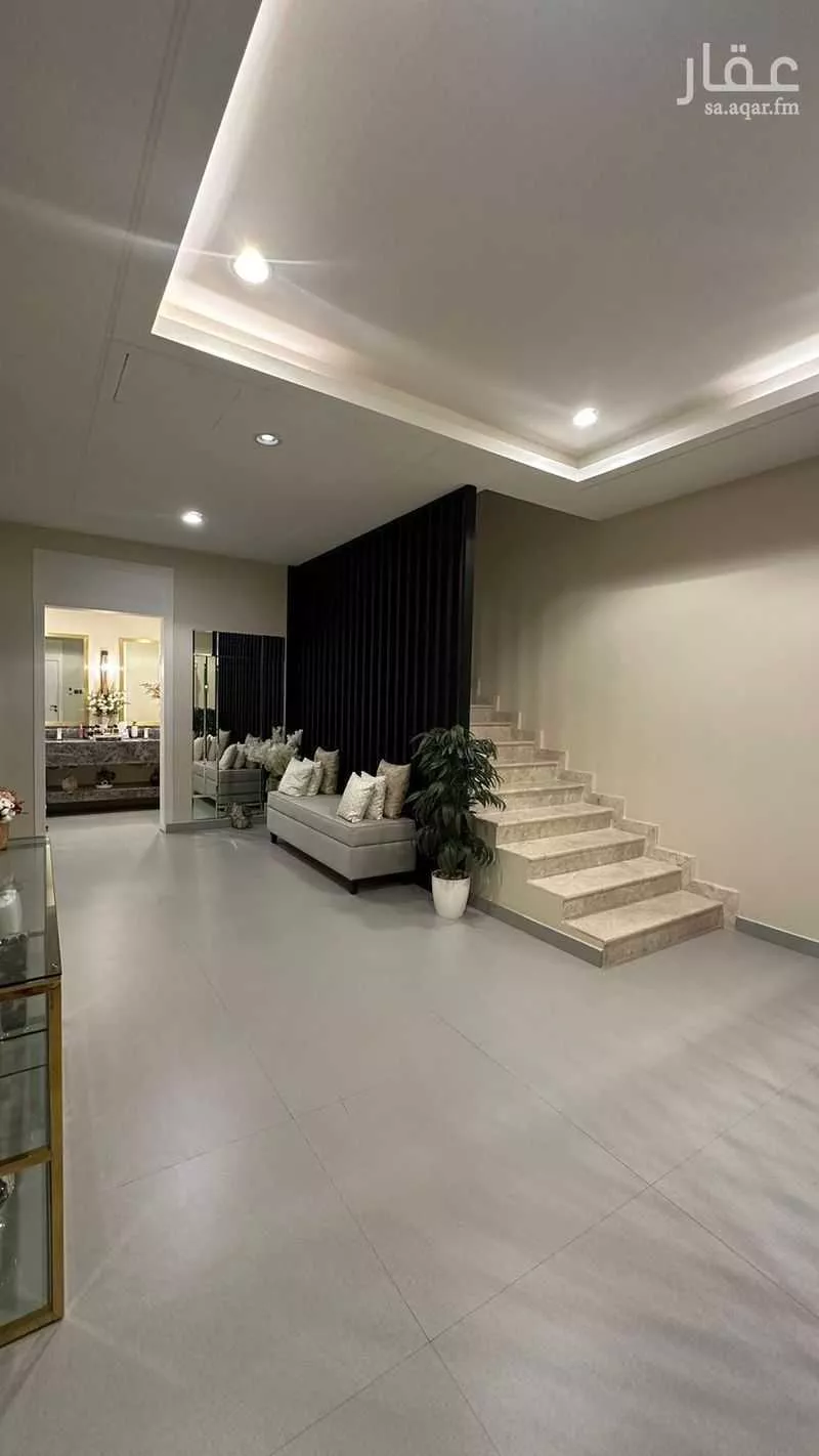 11 bedroom villa in Al Aridh 5