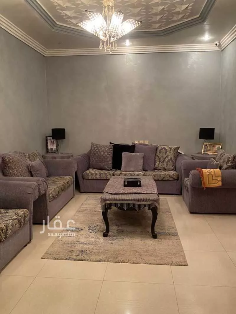 9 bedroom villa in Al Zahrah 4