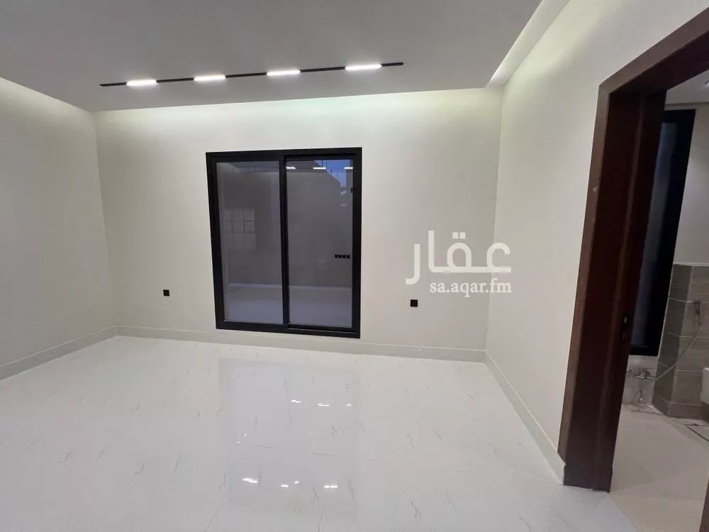 فيلا 5 غرف في الرمال 17
