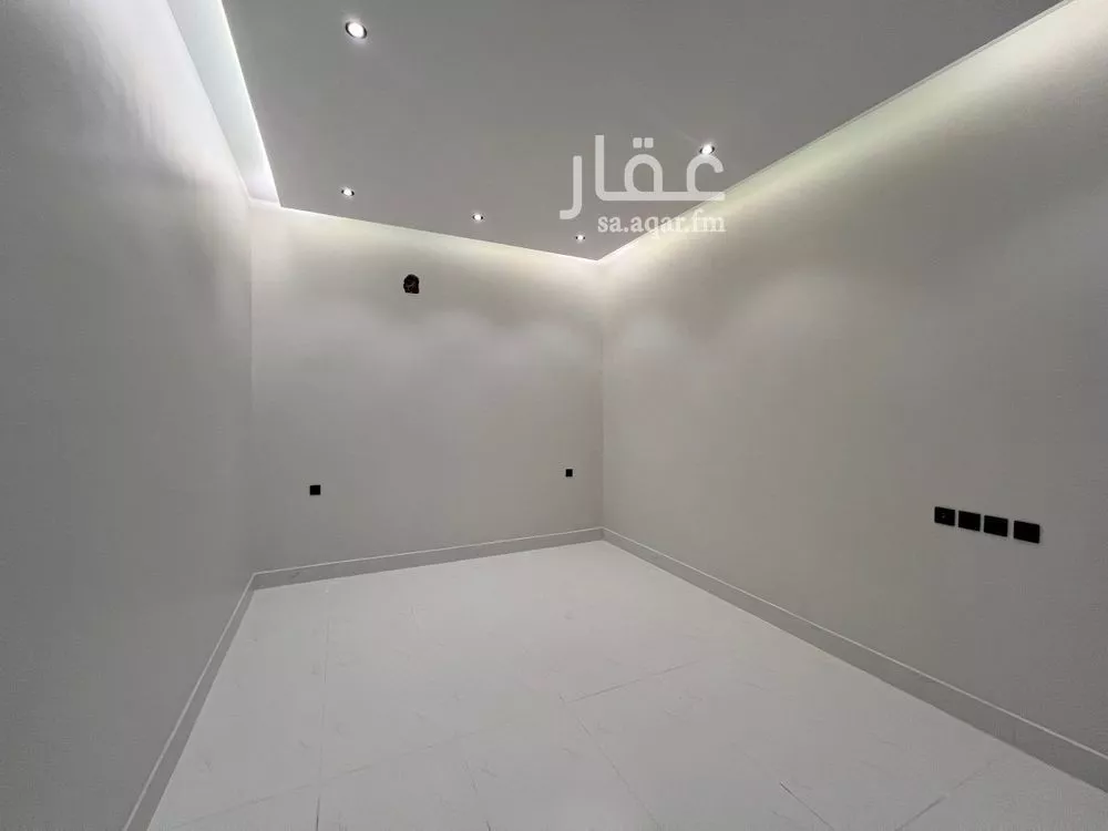 فيلا 5 غرف في الرمال 3