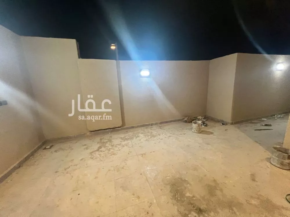فيلا 5 غرف في الرمال 21