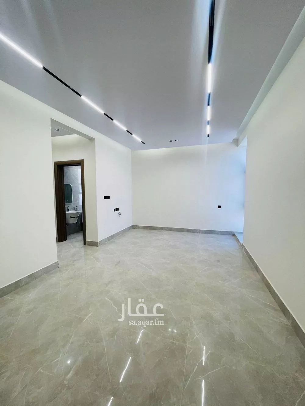 6 bedroom villa in Ash Sharq 20