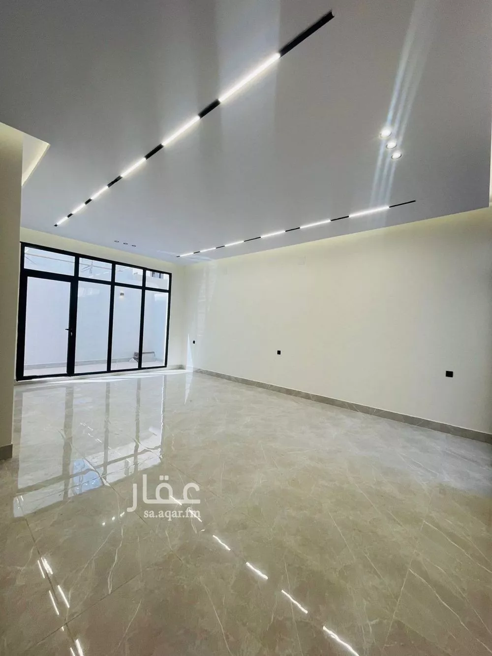 6 bedroom villa in Ash Sharq 7