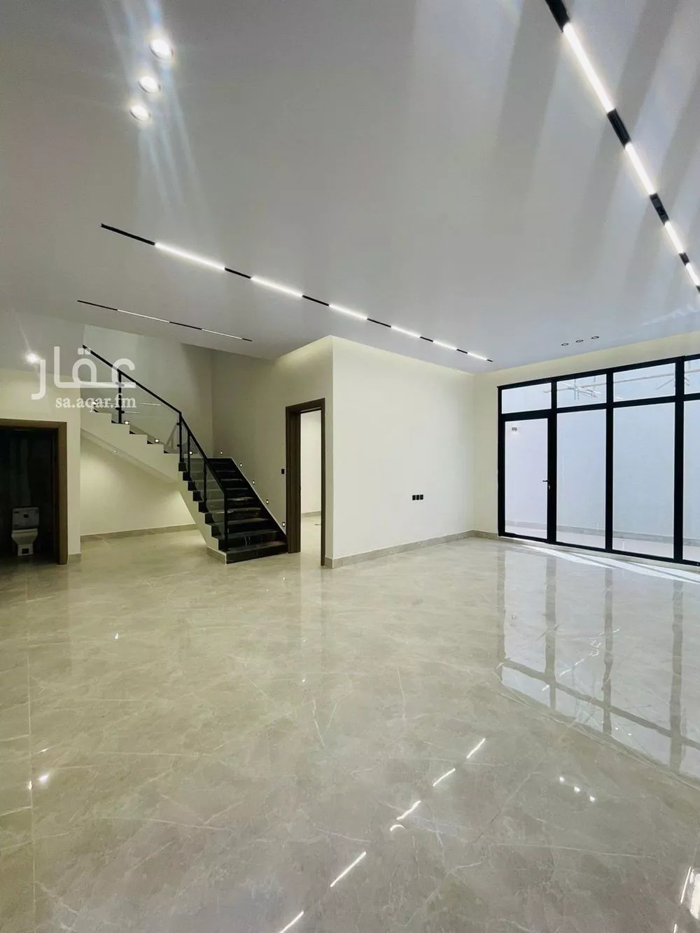 6 bedroom villa in Ash Sharq 10