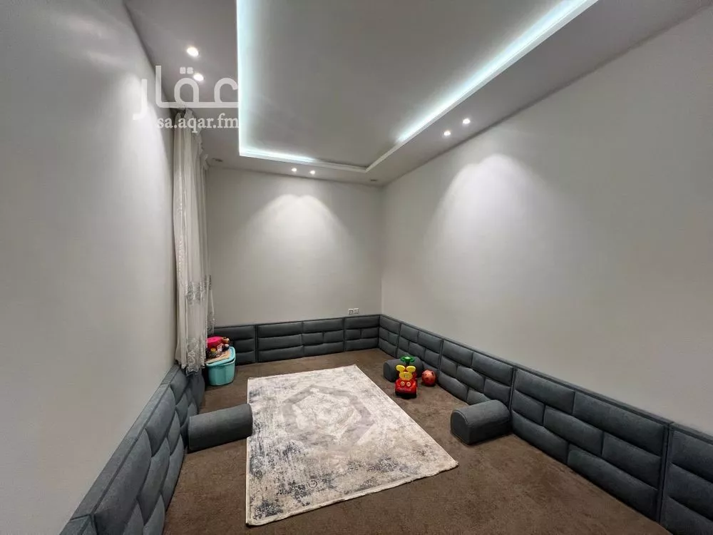 5 bedroom villa in Al Munsiyah 15