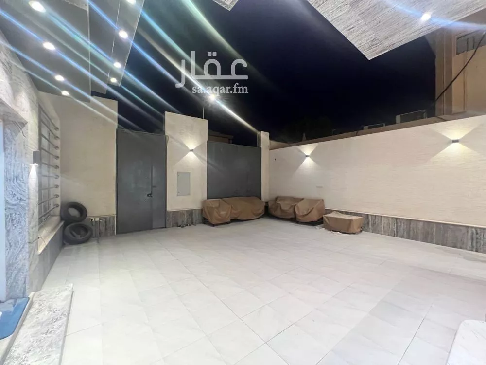 5 bedroom villa in Al Munsiyah 6