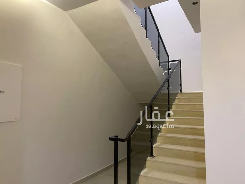 شقة 6 غرف في الجنادرية 6