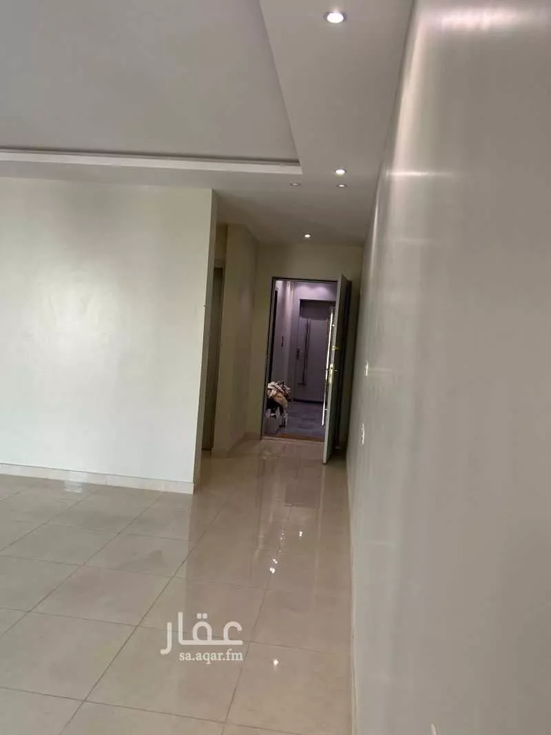 شقة 3 غرف في عكاظ 2