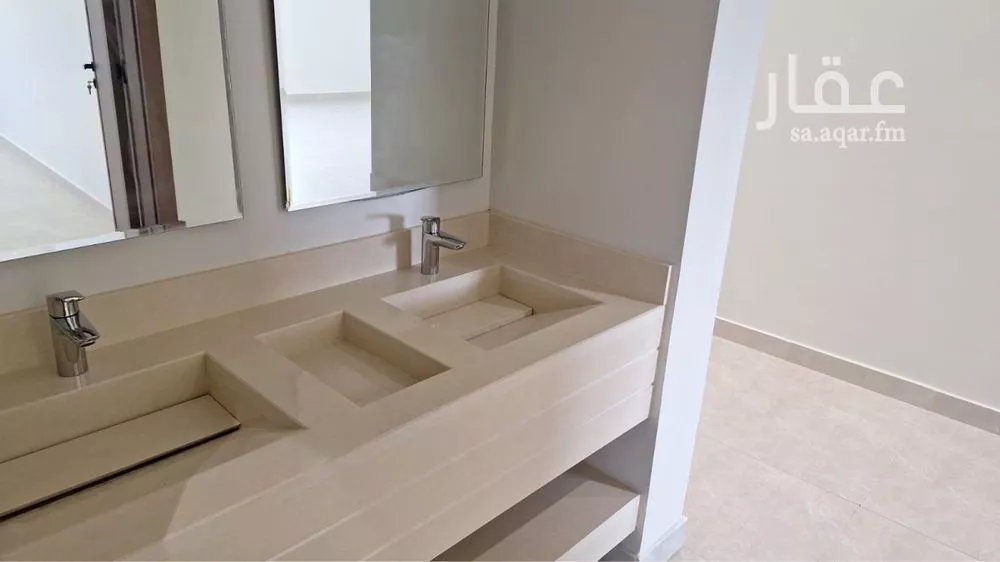 4 bedroom floor in Dahiat Namar 6