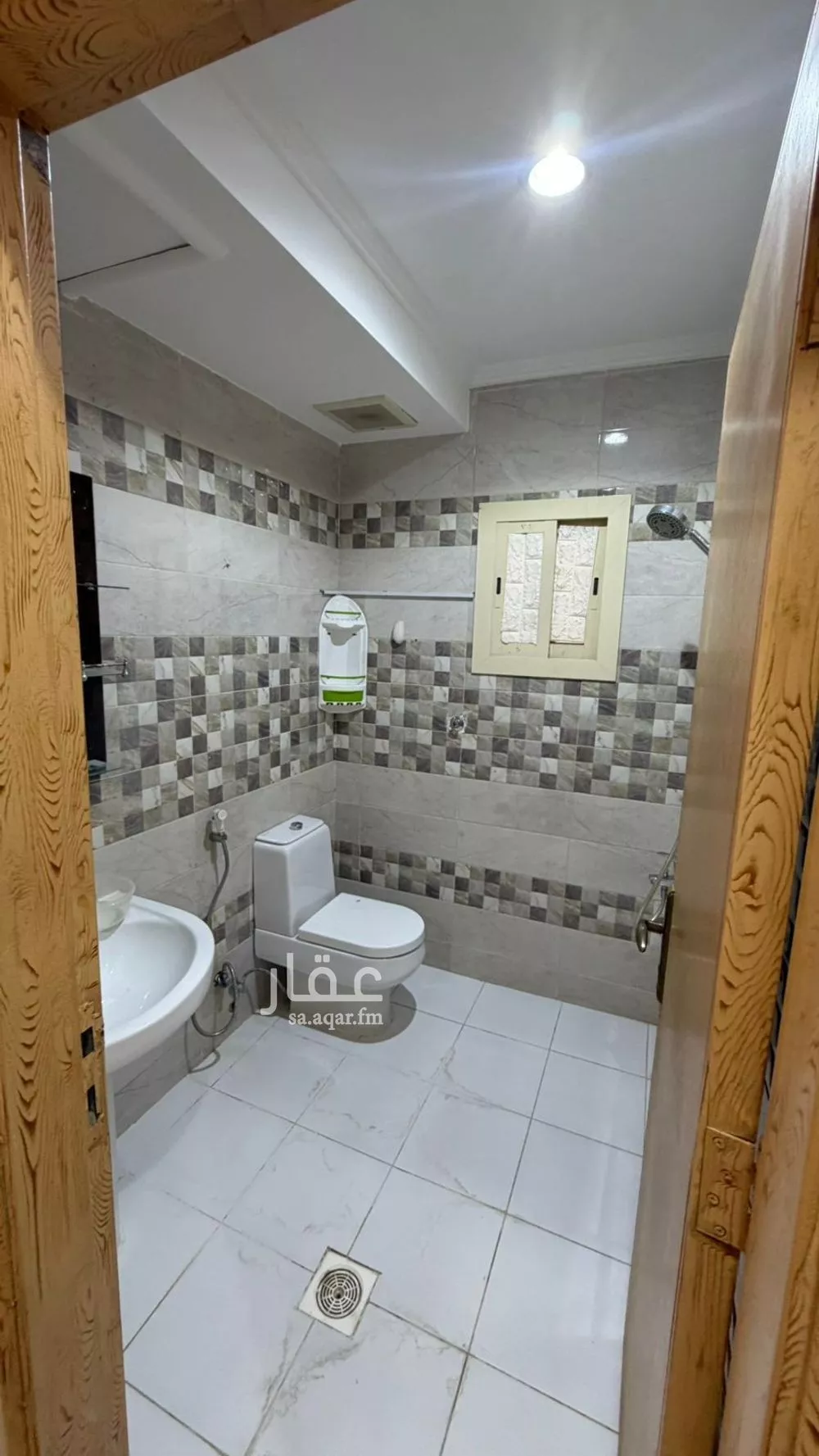 6 bedroom apartment in Al Awali 18