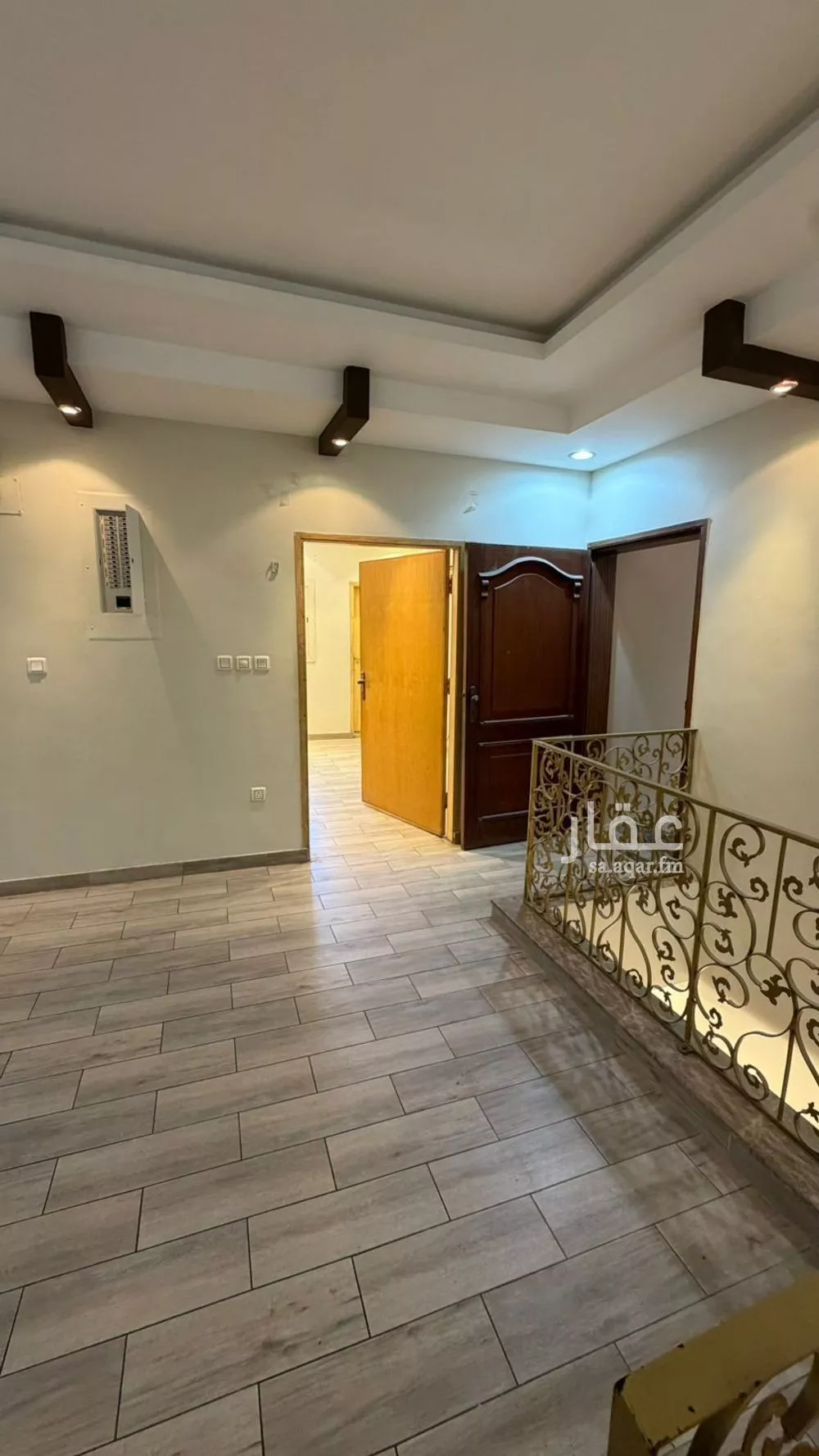 6 bedroom apartment in Al Awali 21