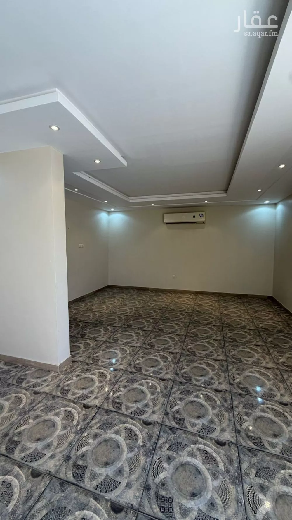 6 bedroom apartment in Al Awali 5