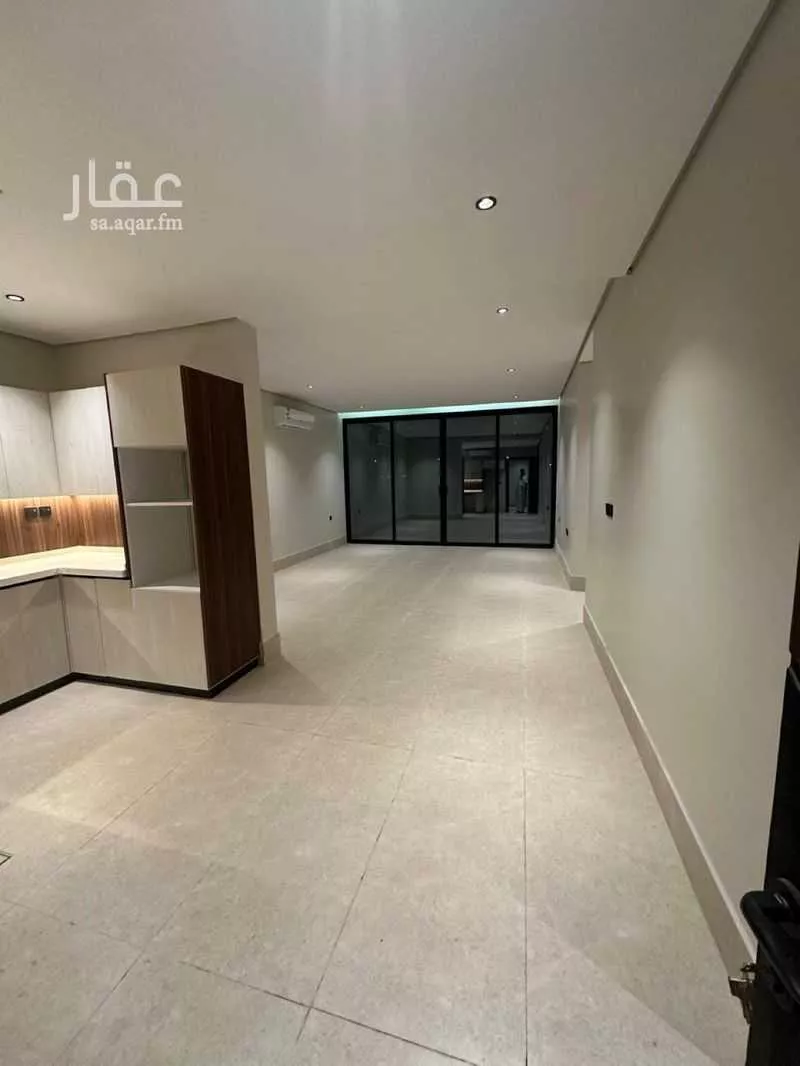 5 bedroom apartment in Al Hamra 3