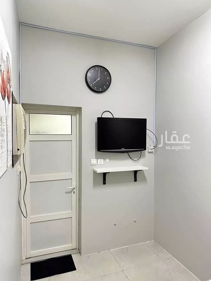 شقة 1 غرف في العليا 4