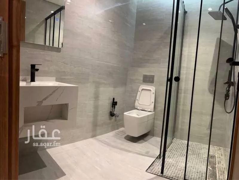 2 bedroom apartment in Al Bandariyah 5