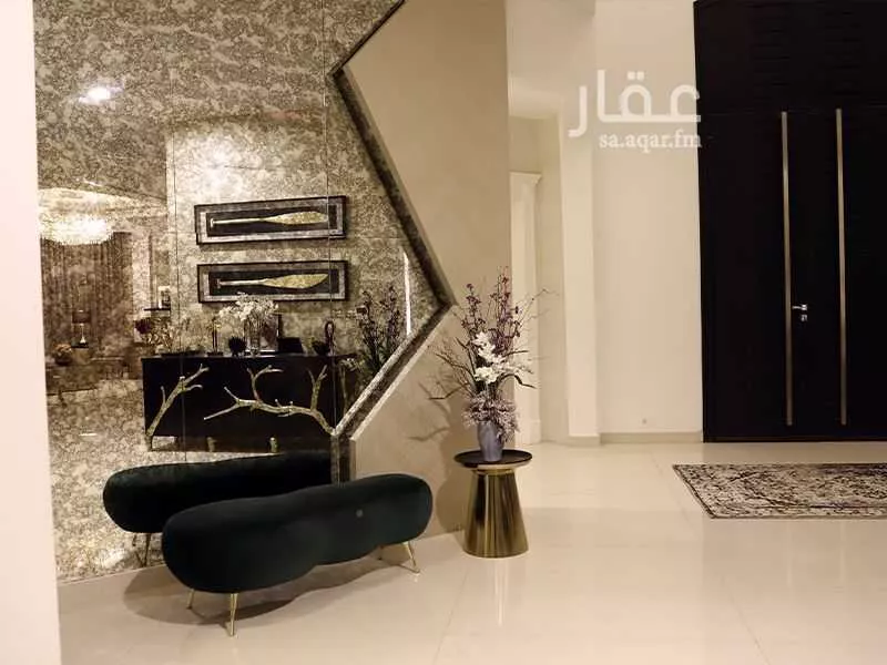 فيلا 5 غرف في الرمال 10