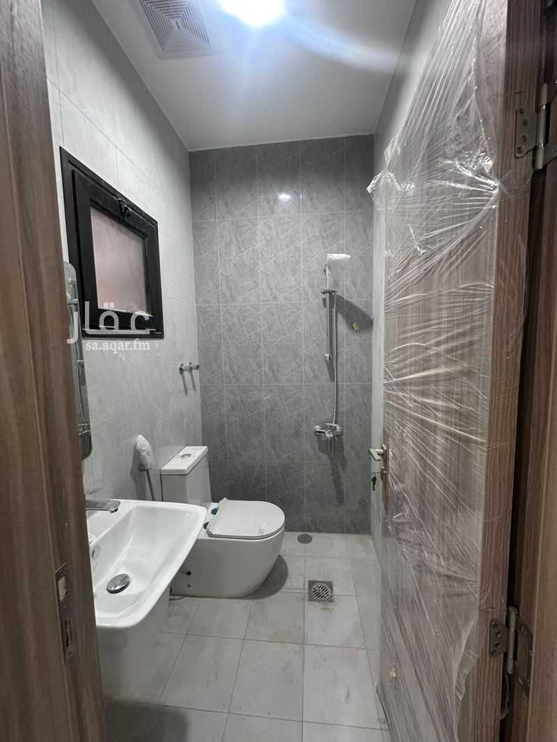 5 bedroom villa in Ash Shati Al Gharbi, Eastern Province 12