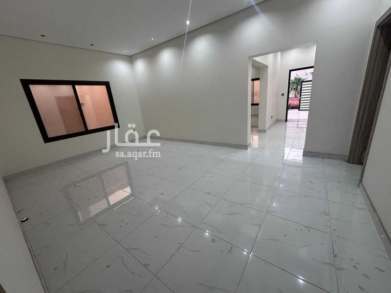 5 bedroom villa in Ash Shati Al Gharbi, Eastern Province 6