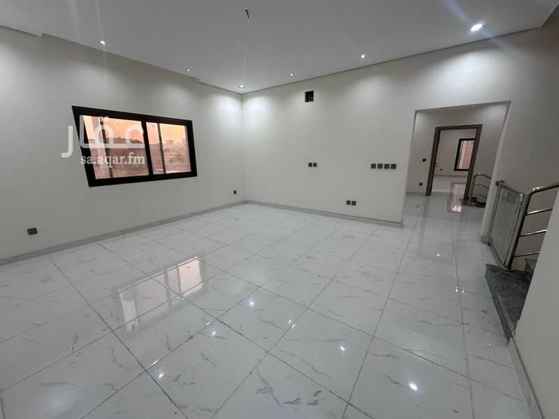 5 bedroom villa in Ash Shati Al Gharbi, Eastern Province 9